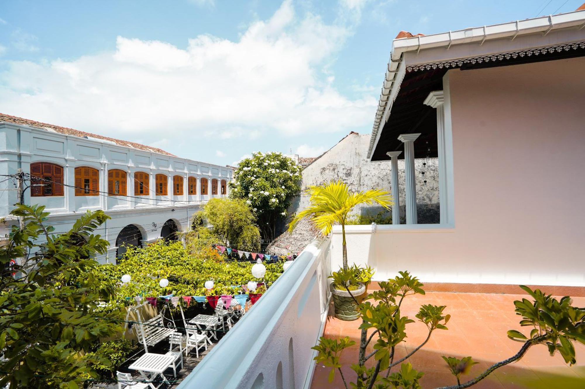 Frangipani Motel Galle Exterior foto