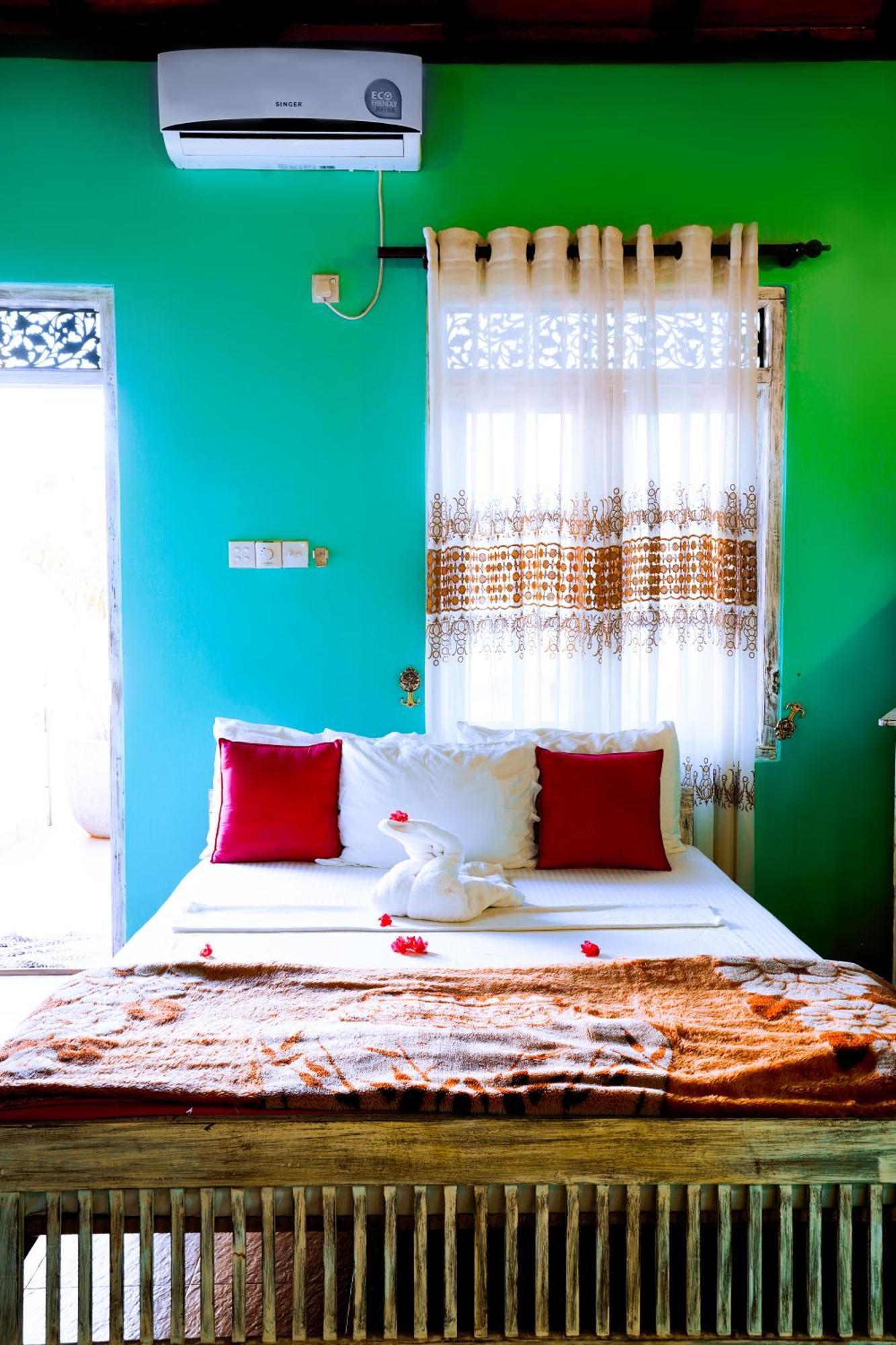 Frangipani Motel Galle Exterior foto